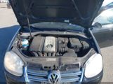 VOLKSWAGEN JETTA SE photo