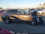 VOLVO XC90 RECHARGE PLUG-IN HYBRID T8 PLUS BRIGHT THEME 7-SEATER YV4H60CN8P1****** снимка