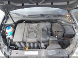 VOLKSWAGEN GOLF 2.5L 4-DOOR WVWDB7AJ7BW****** снимка