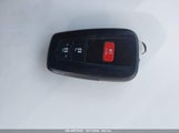 TOYOTA C-HR XLE NMTKHMBX7MR****** снимка
