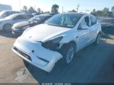 TESLA MODEL Y AWD/LONG RANGE DUAL MOTOR ALL-WHEEL DRIVE photo