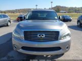 INFINITI QX56 photo