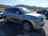 INFINITI QX56 photo