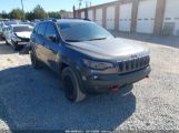 JEEP CHEROKEE TRAILHAWK 4X4 photo