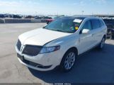 LINCOLN MKT 2LMHJ5FK5DB****** photo