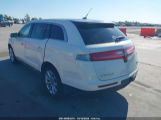 LINCOLN MKT снимка