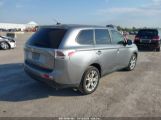 MITSUBISHI OUTLANDER SE photo