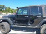 JEEP WRANGLER UNLIMITED X photo