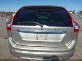 VOLVO XC60 3.2 PLATINUM YV4952RD9F2****** fotografie