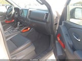 NISSAN FRONTIER PRO-4X 4X4 1N6ED1EK7RN****** снимка