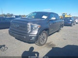 TOYOTA TUNDRA SR5 5.7L V8 5TFDY5F19JX****** fotografie