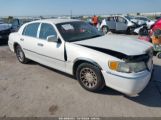 LINCOLN TOWN CAR SIGNATURE снимка