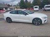 VOLVO S60 B5 MOMENTUM 7JRL12TZ2NG****** снимка