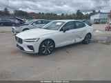 VOLVO S60 B5 MOMENTUM 7JRL12TZ2NG****** снимка