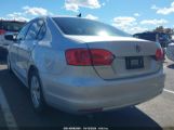 VOLKSWAGEN JETTA 1.8T SE photo