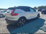 VOLVO XC40 T5 R-DESIGN YV4162UM3L2****** снимка