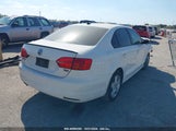 VOLKSWAGEN JETTA 2.0L TDI 3VW3L7AJ6CM****** снимка