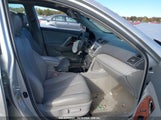 TOYOTA CAMRY XLE V6 4T1BK3EK4BU****** снимка