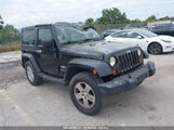JEEP WRANGLER SAHARA 1J4FA54127L****** снимка