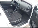 HYUNDAI ELANTRA SEL photo