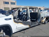 GMC SIERRA 1500 4WD STANDARD BOX SLE 1GTUUBE83PZ170052 photo