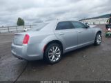 CHRYSLER 300C AWD photo