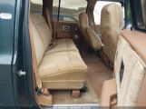 CHEVROLET SUBURBAN R1500 photo