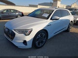 AUDI E-TRON PREMIUM QUATTRO WA1AAAGEXMB****** снимка