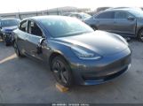 TESLA MODEL 3 STANDARD RANGE PLUS REAR-WHEEL DRIVE/STANDARD RANGE REAR-WHEEL DRIVE photo