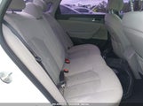 HYUNDAI SONATA 5NPE24AF2HH572647 снимка