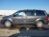 CHRYSLER TOWN & COUNTRY TOURING photo