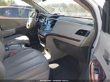 TOYOTA SIENNA XLE V6 8 PASSENGER 5TDYK3DC4DS****** снимка