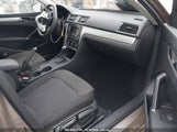 Volkswagen Passat 1.8T S 1VWAT7A35GC039315 fotografie