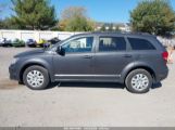 DODGE JOURNEY SE photo