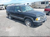 CHEVROLET BLAZER 1GNDT13W5T2308389 снимка