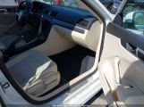 VOLKSWAGEN PASSAT 1.8T R-LINE photo