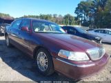 LINCOLN TOWN CAR SIGNATURE LIMITED снимка