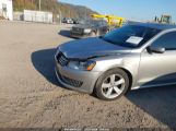 VOLKSWAGEN PASSAT 2.5L SE photo