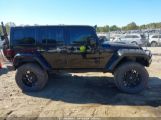 JEEP WRANGLER UNLIMITED SAHARA photo