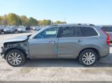 VOLVO XC90 T6 MOMENTUM photo