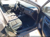 TOYOTA COROLLA SE 5YFBURHE9HP****** fotografie