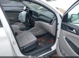 HYUNDAI TUCSON SE KM8J23A44KU858869 снимка