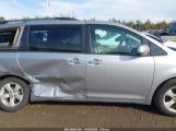 TOYOTA SIENNA LE 8 PASSENGER photo