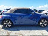 VOLKSWAGEN BEETLE 2.0T photo