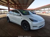 TESLA MODEL Y LONG RANGE DUAL MOTOR ALL-WHEEL DRIVE 7SAYGAEE1NF****** fotografie