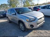 MITSUBISHI OUTLANDER SPORT SE снимка