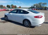 FORD FUSION SE photo