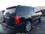 CADILLAC ESCALADE LUXURY снимка