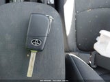 TOYOTA COROLLA LE 5YFEPMAE0NP357520 снимка