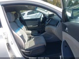 HYUNDAI TUCSON SE KM8J33A46GU****** fotografie
